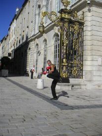 Bf4_02chasse_frontal_retour_place_stanislas.jpg